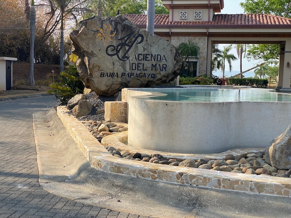 Hacienda del Mar entrance at Playa Panama